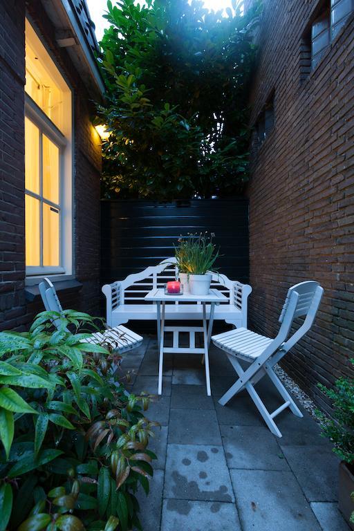 Darley'S Apartment Hilversum Bagian luar foto